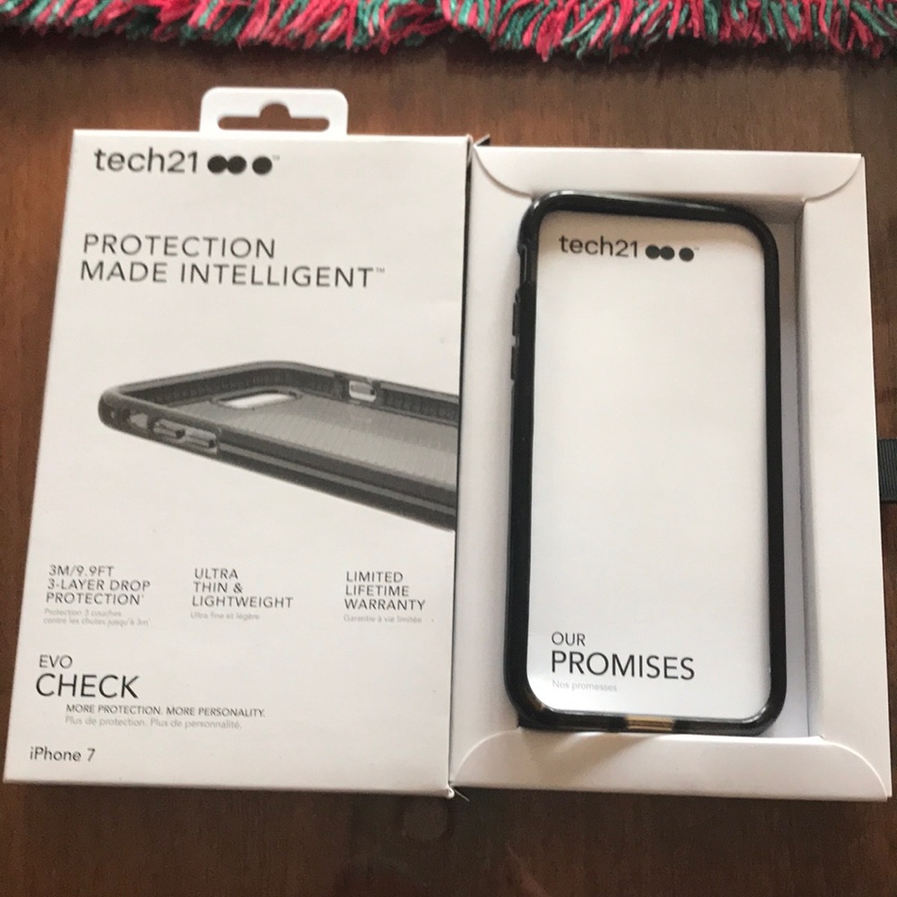 Tech 21 iPhone 7 case
